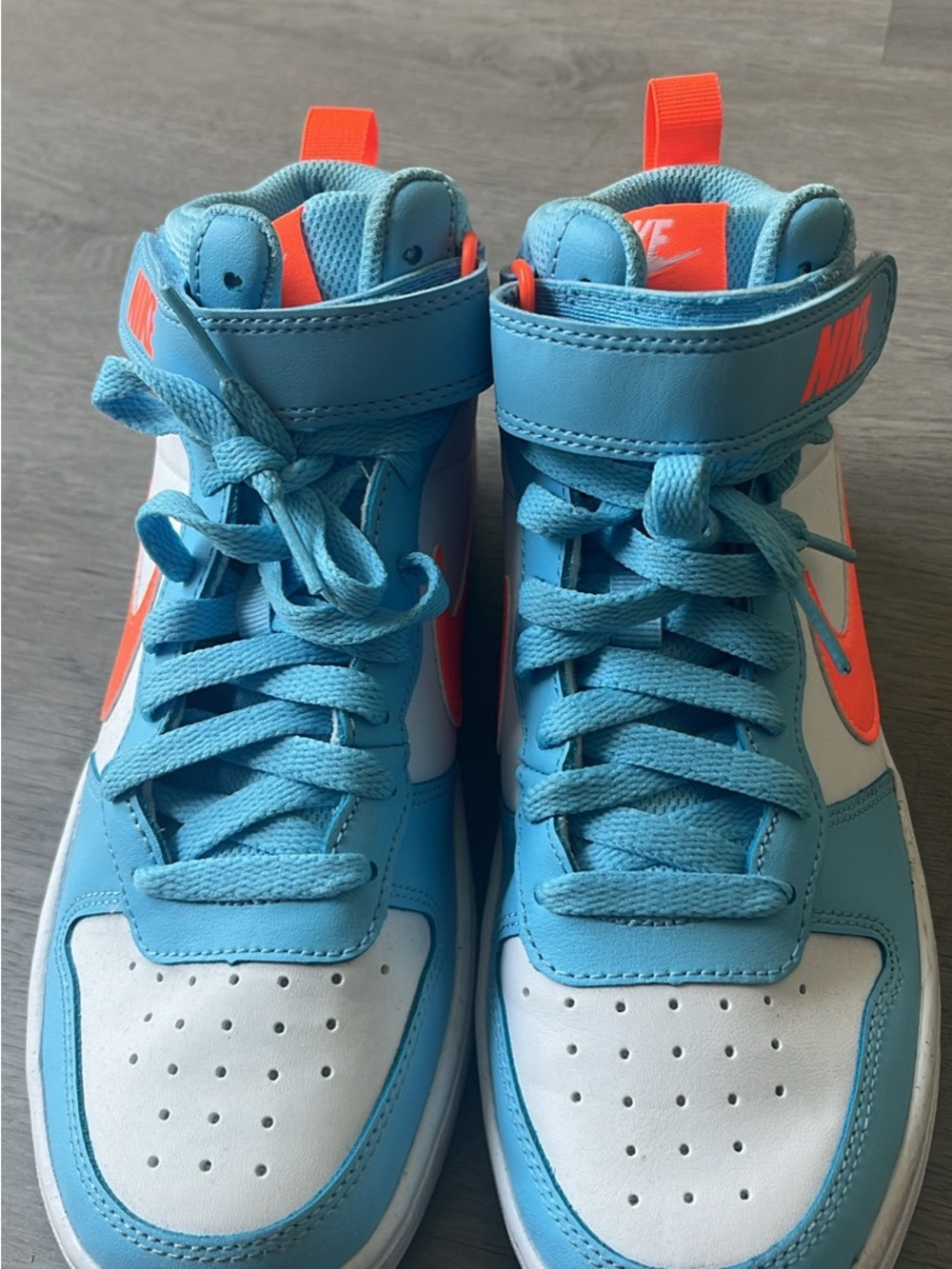Nike Mid-Top Sneakers in Bright Blue & Neon Orange Size 5Y